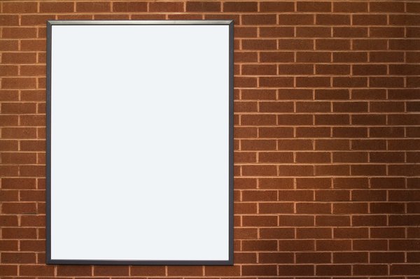 Art urbain : capturer l'essence des villes de France en affiches et posters