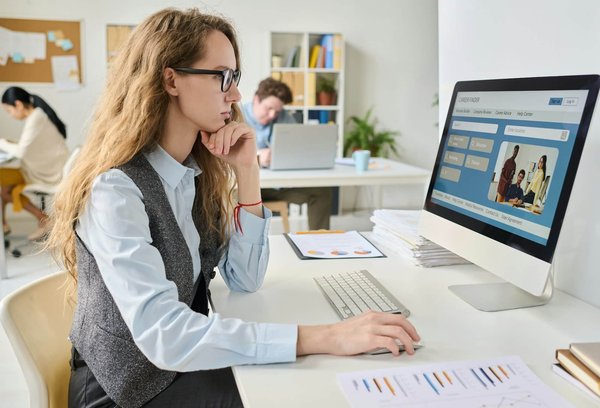 Plateforme de recrutement : trouvez les offres disponibles localement à Flers !